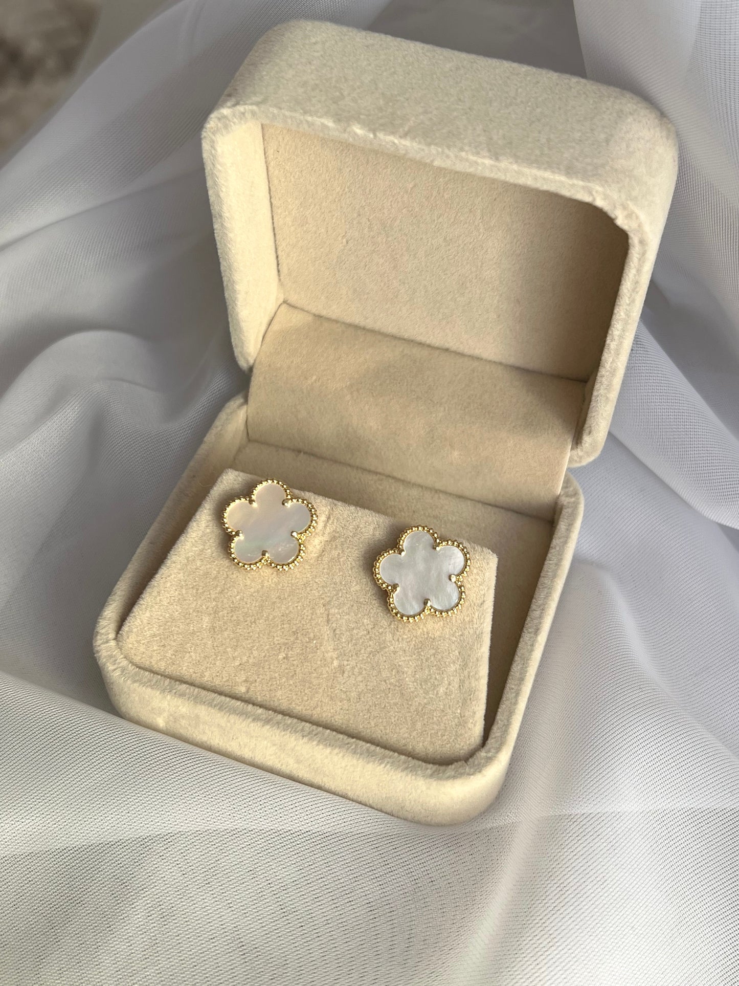 LUCY EARRINGS