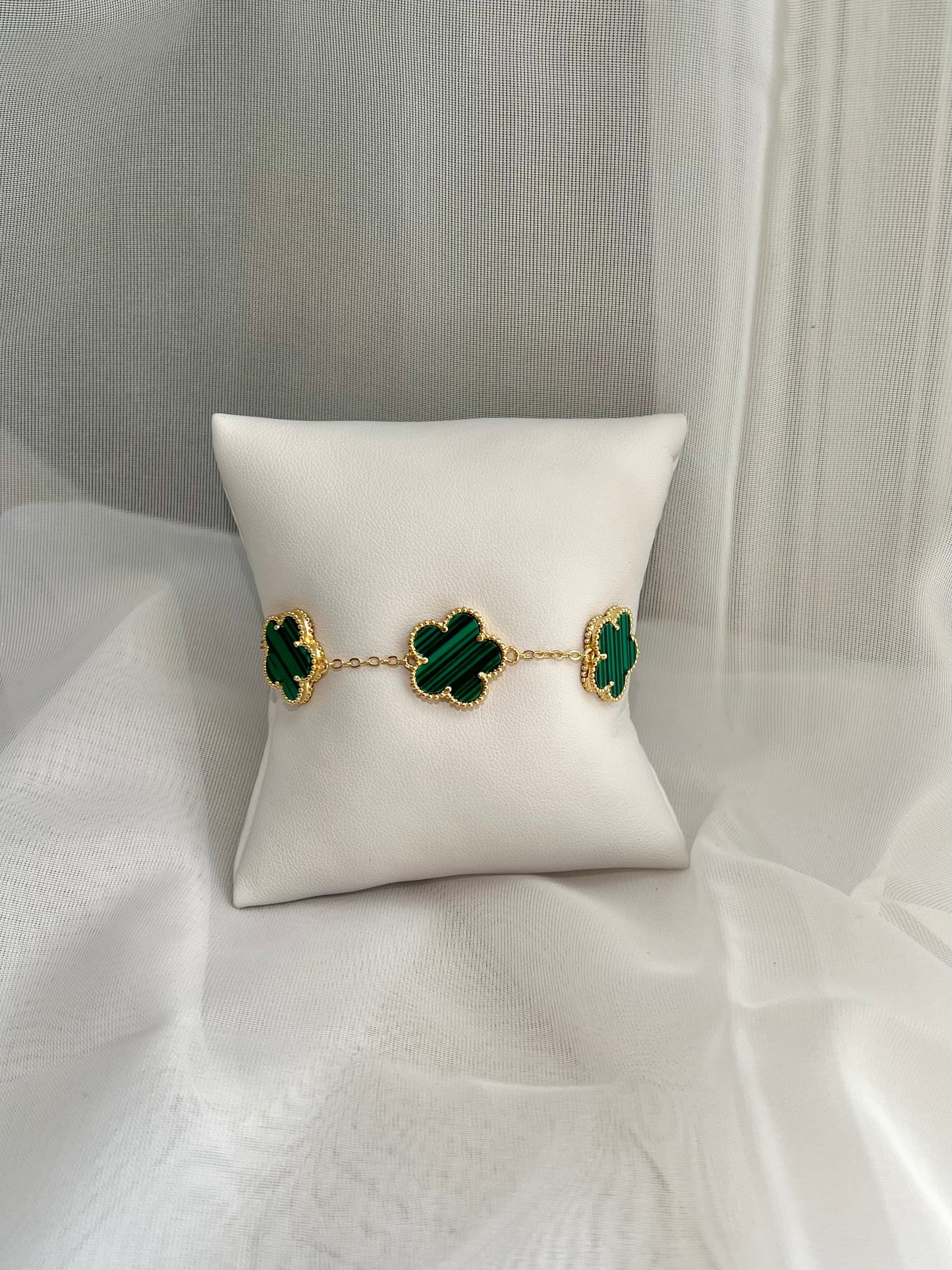 LUCY CLOVER BRACELET