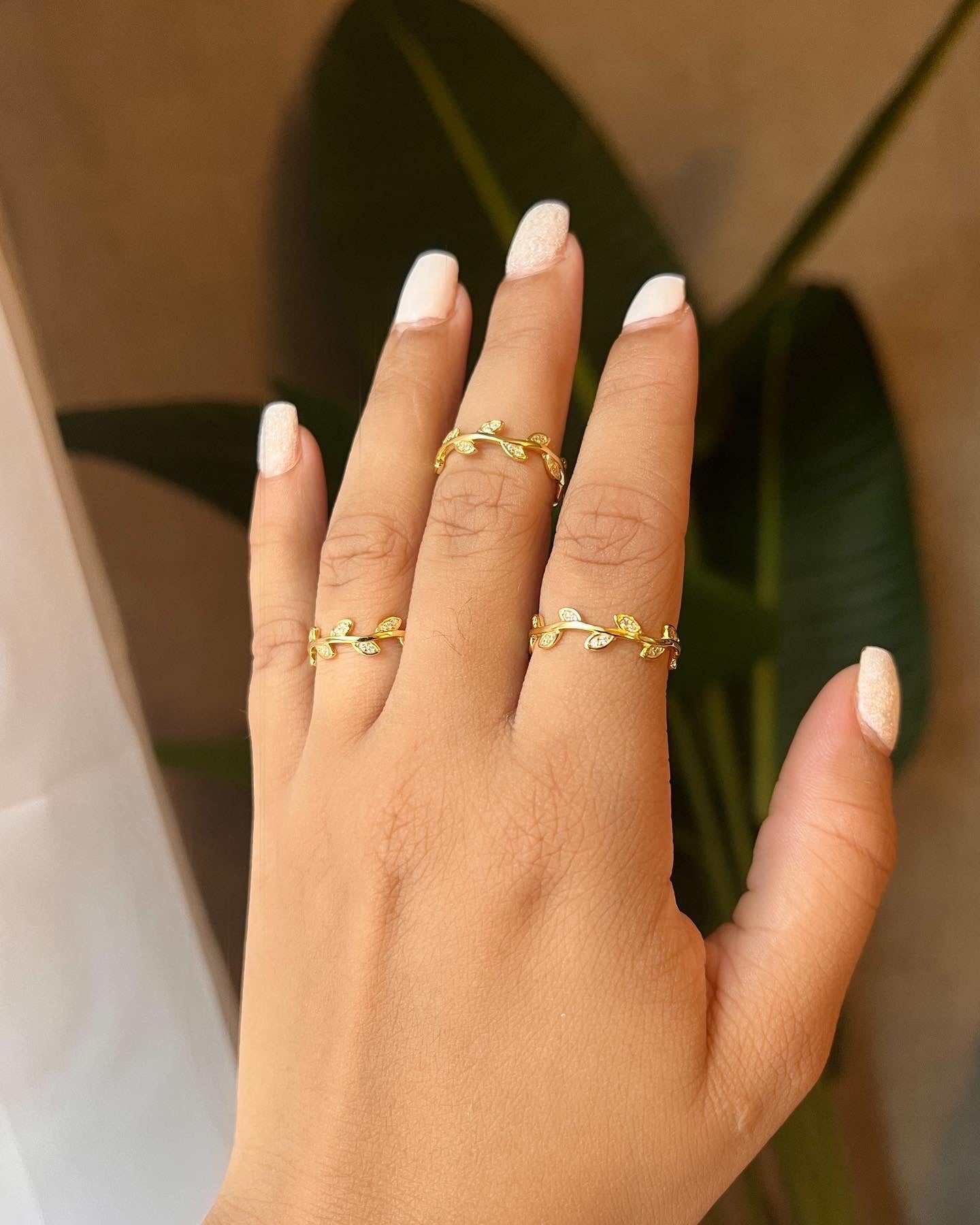 LEAF RING