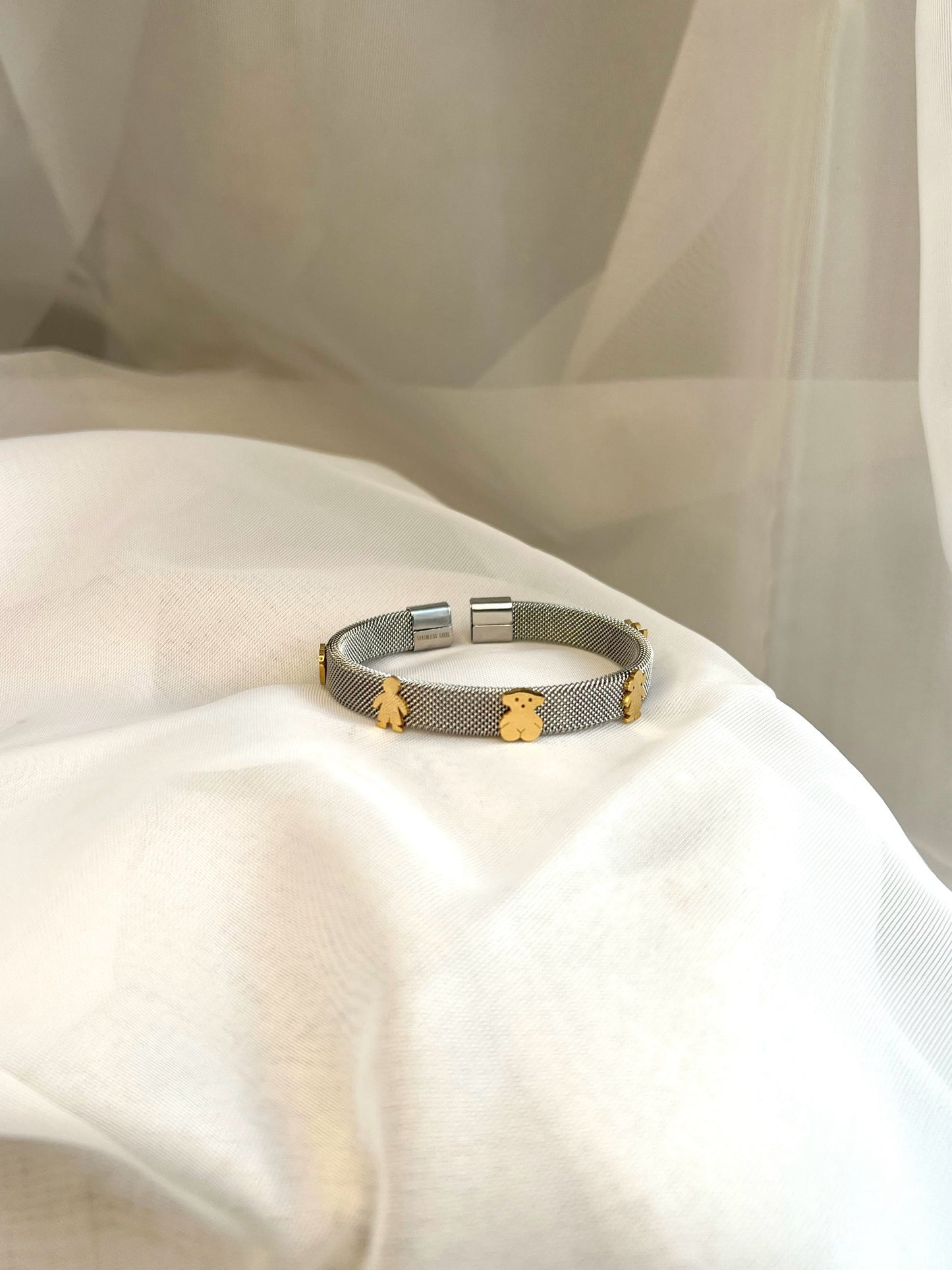 LEAH TOUS BRACELET