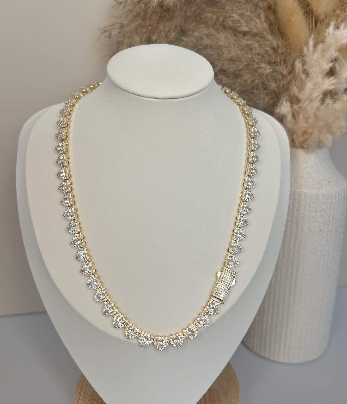 MARY HEART TENNIS NECKLACE