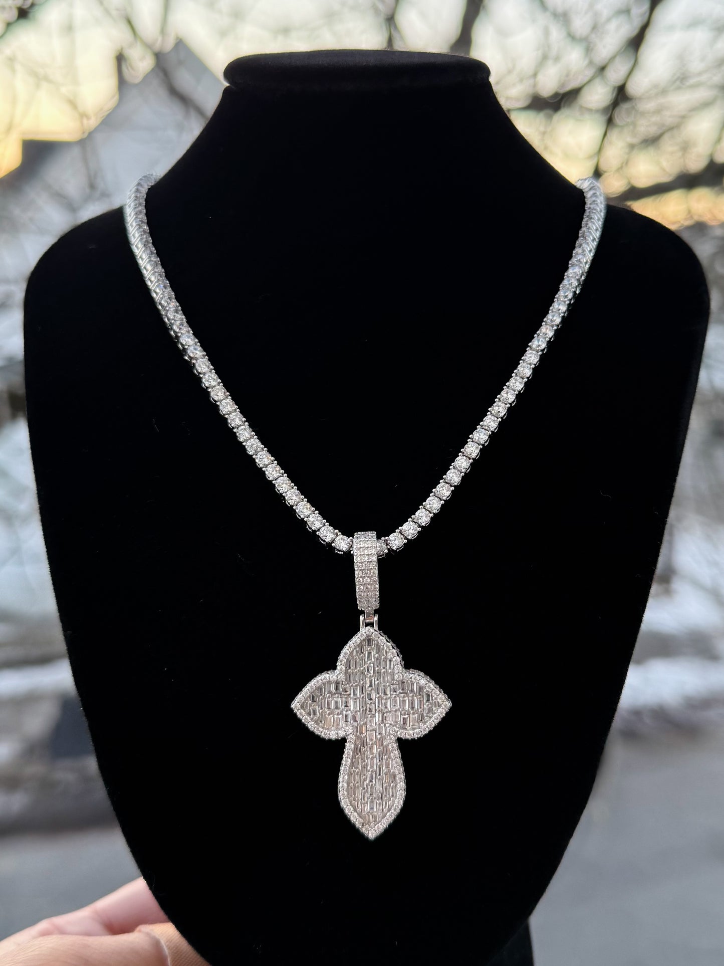 CLOUD NECKLACE