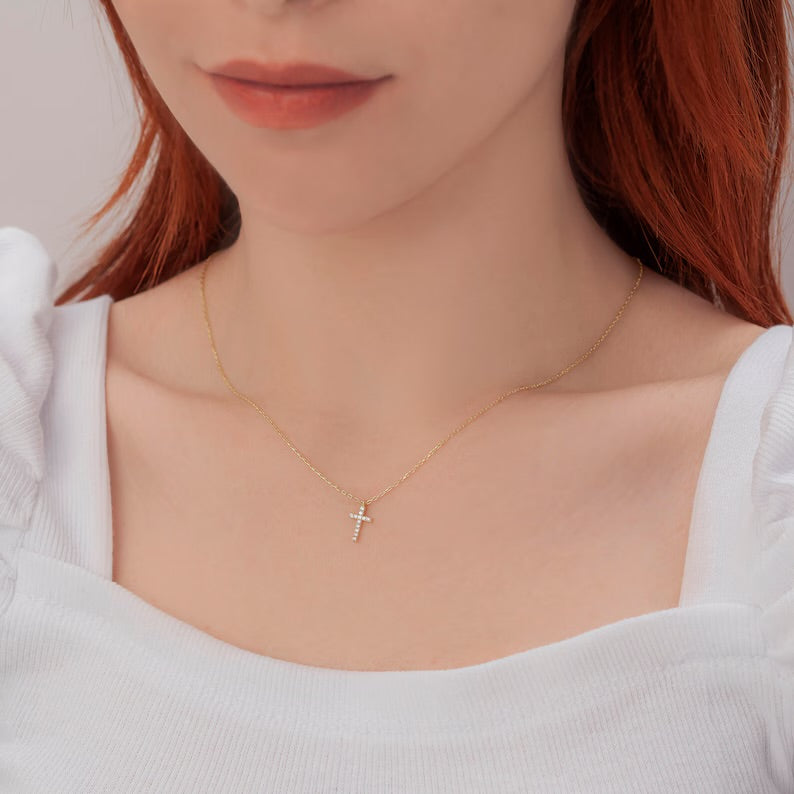 GODDESS NECKLACE