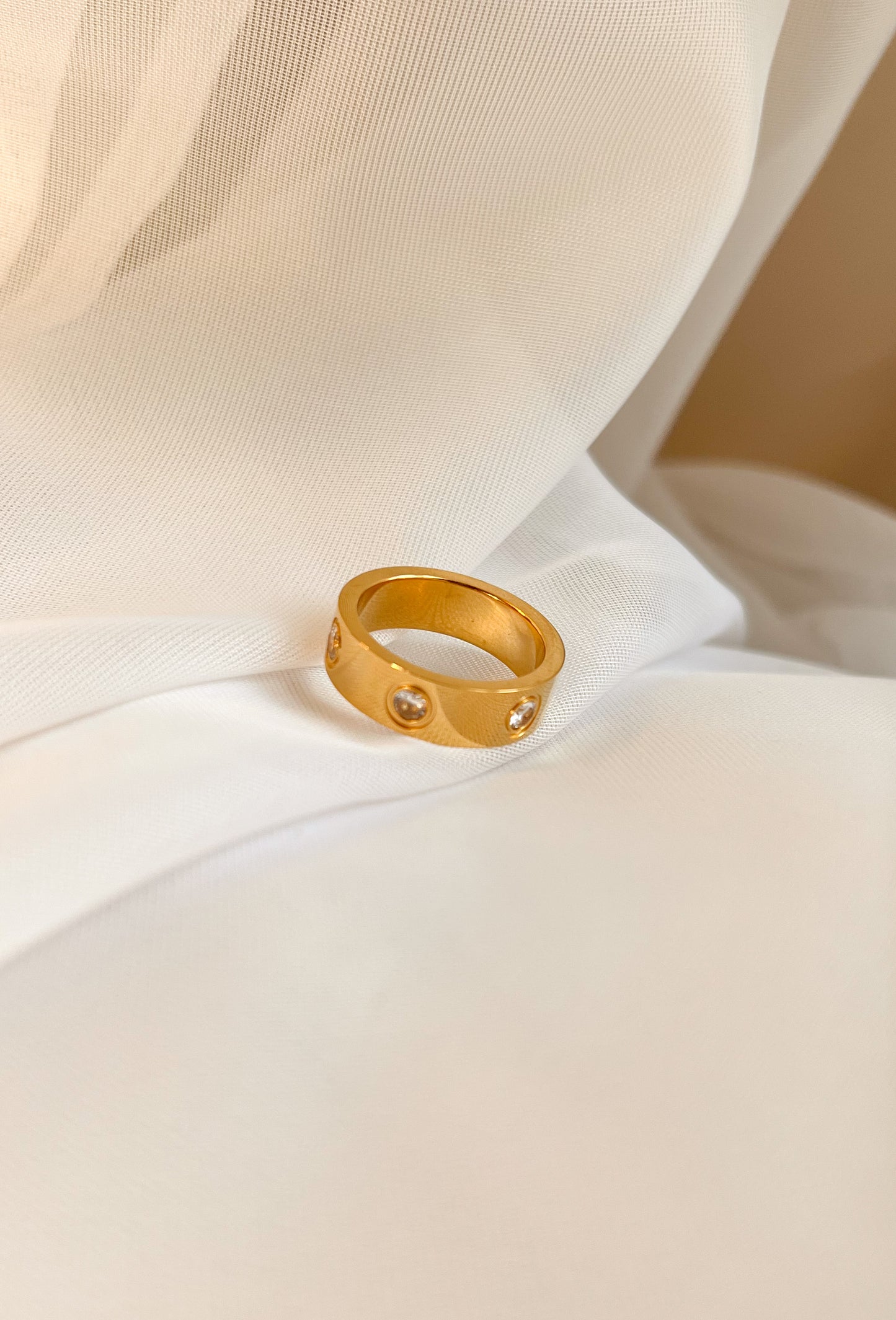 SURI RING