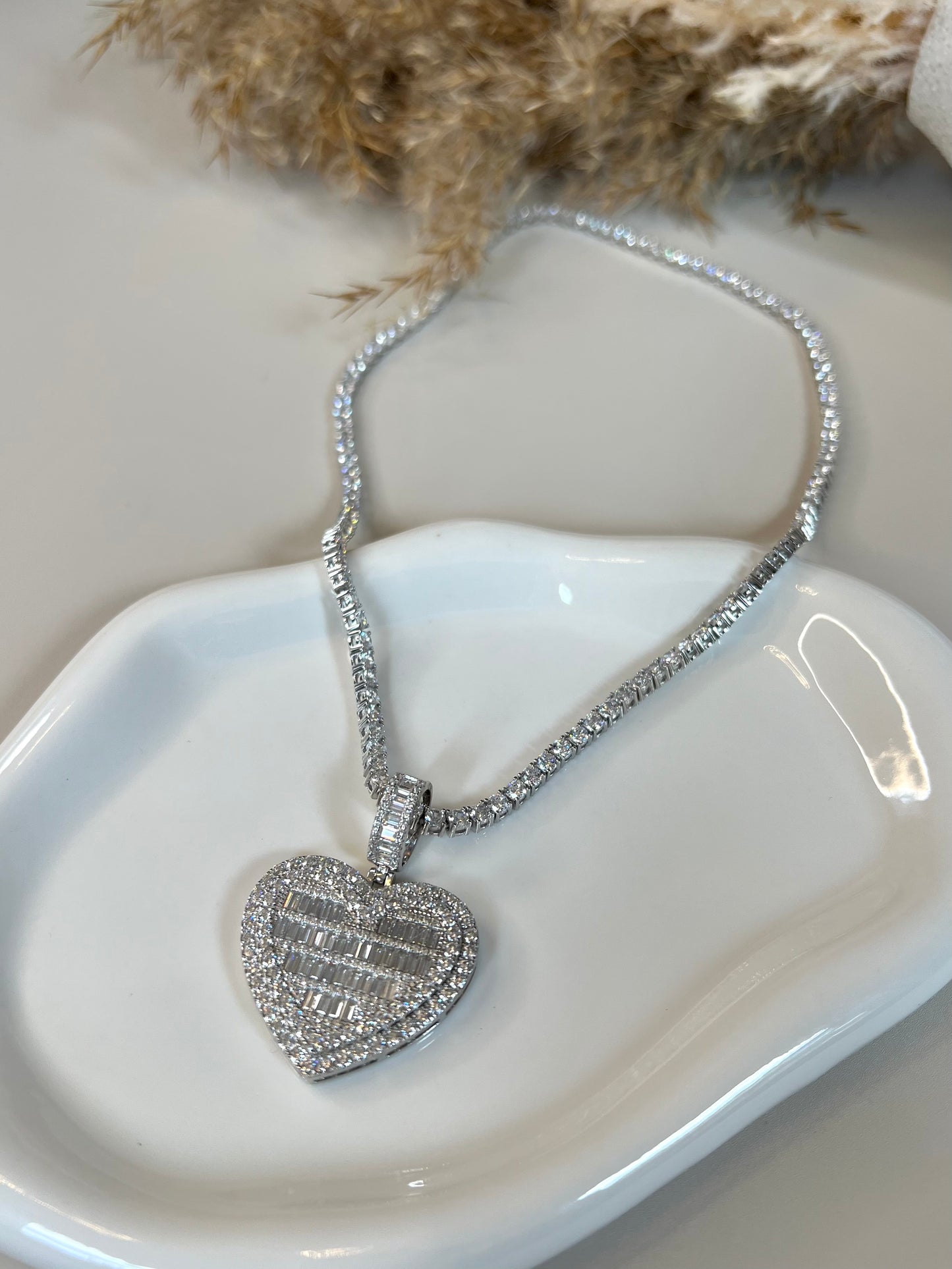 ICY CHAIN