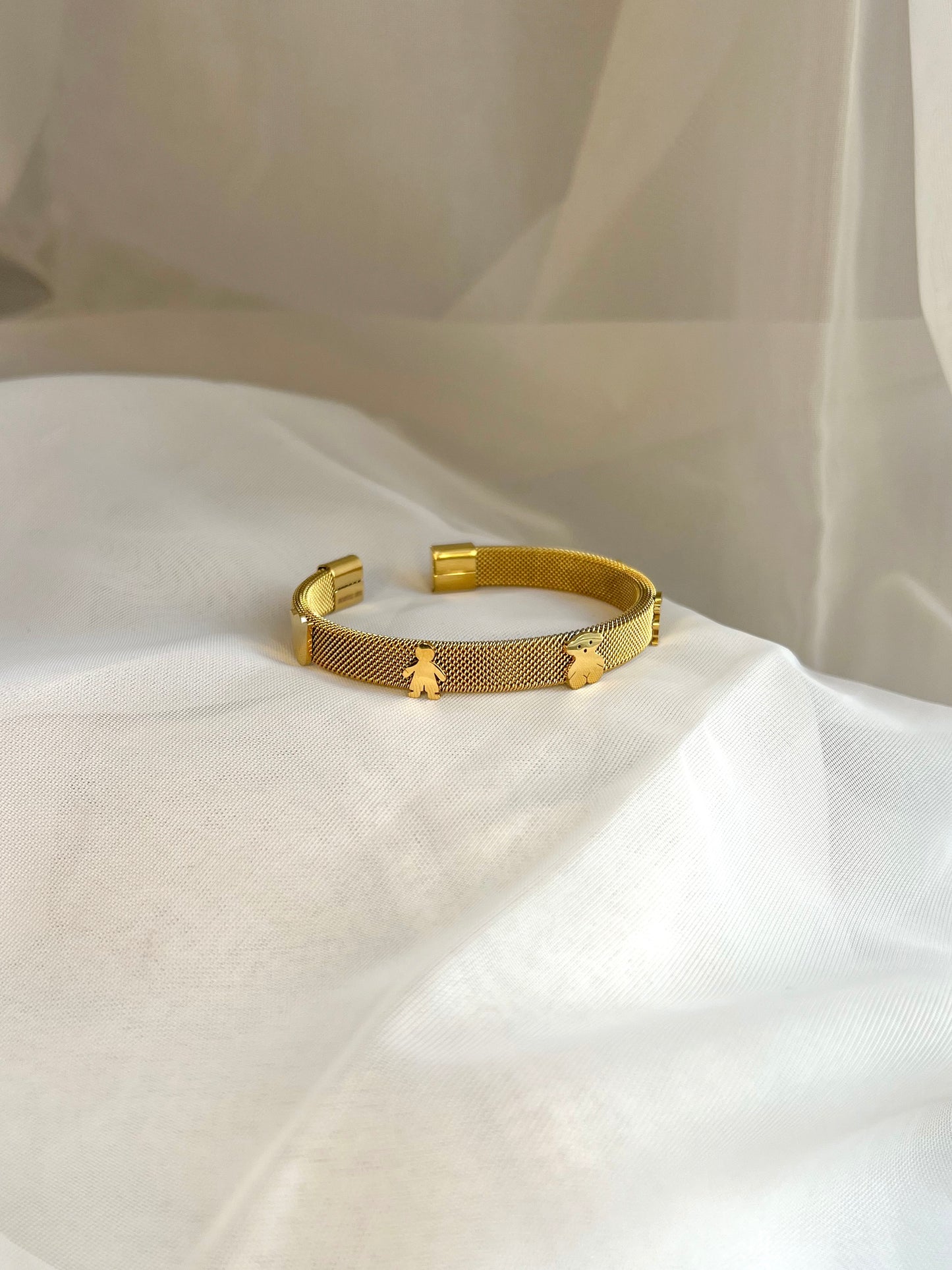LEAH TOUS BRACELET