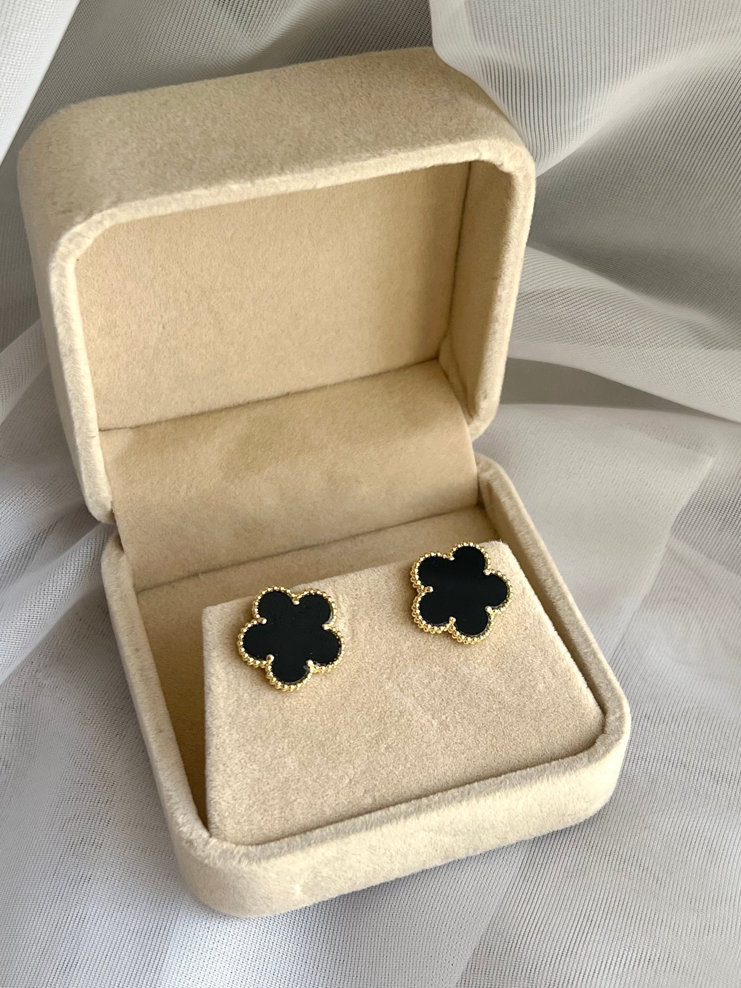 LUCY EARRINGS