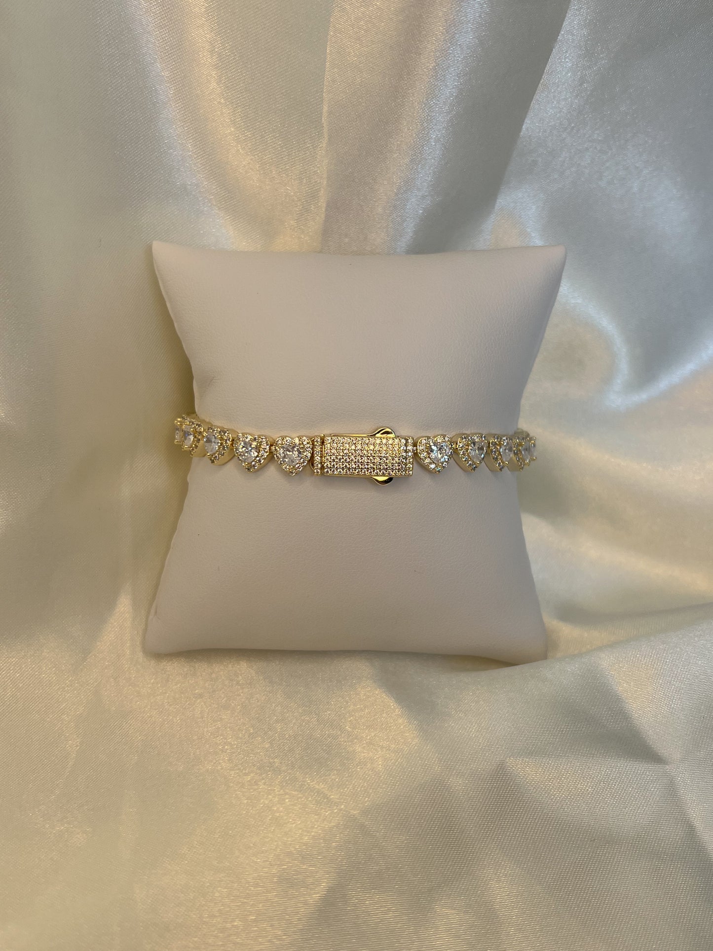 MARY HEART TENNIS BRACELET