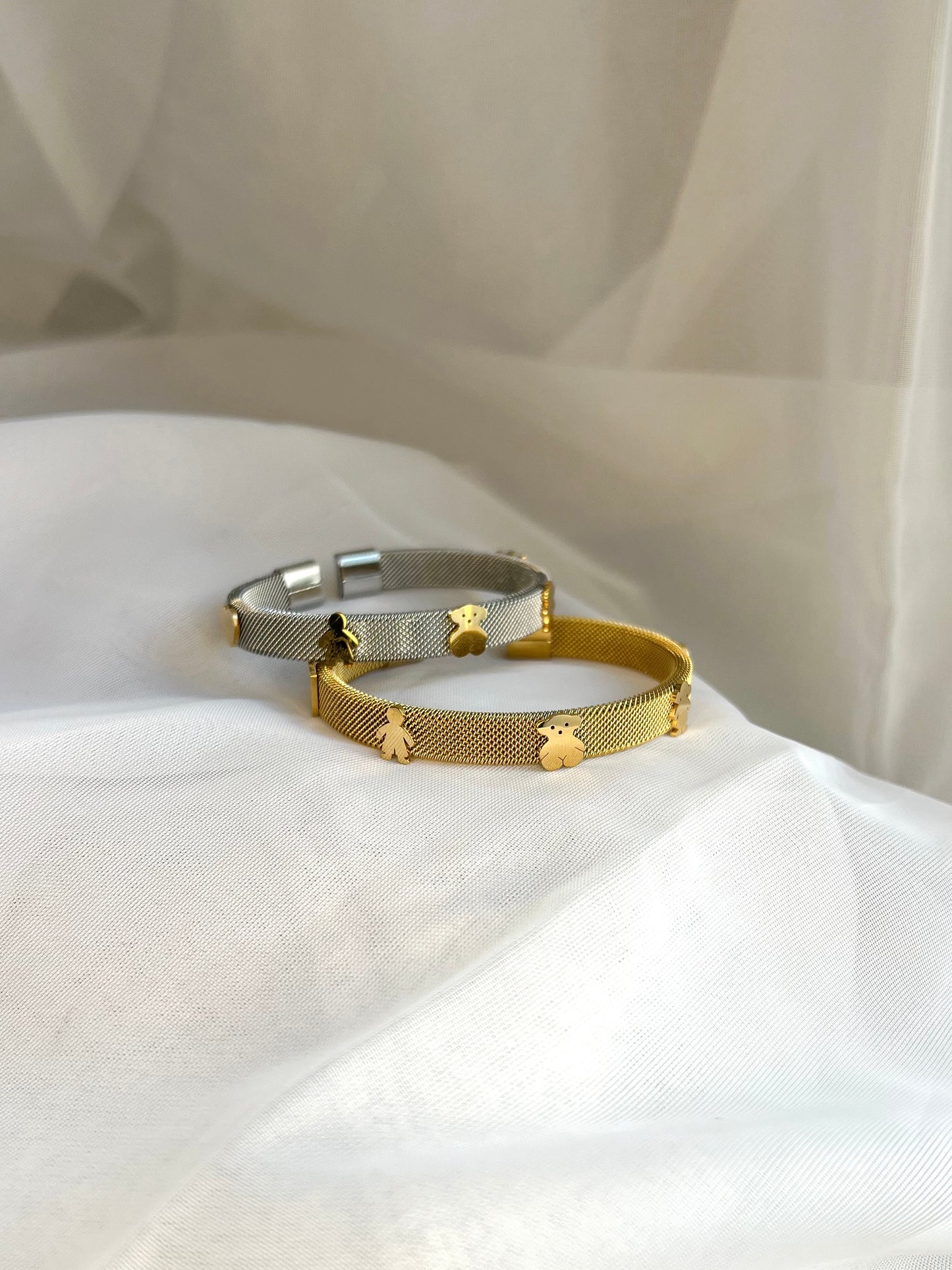 LEAH TOUS BRACELET