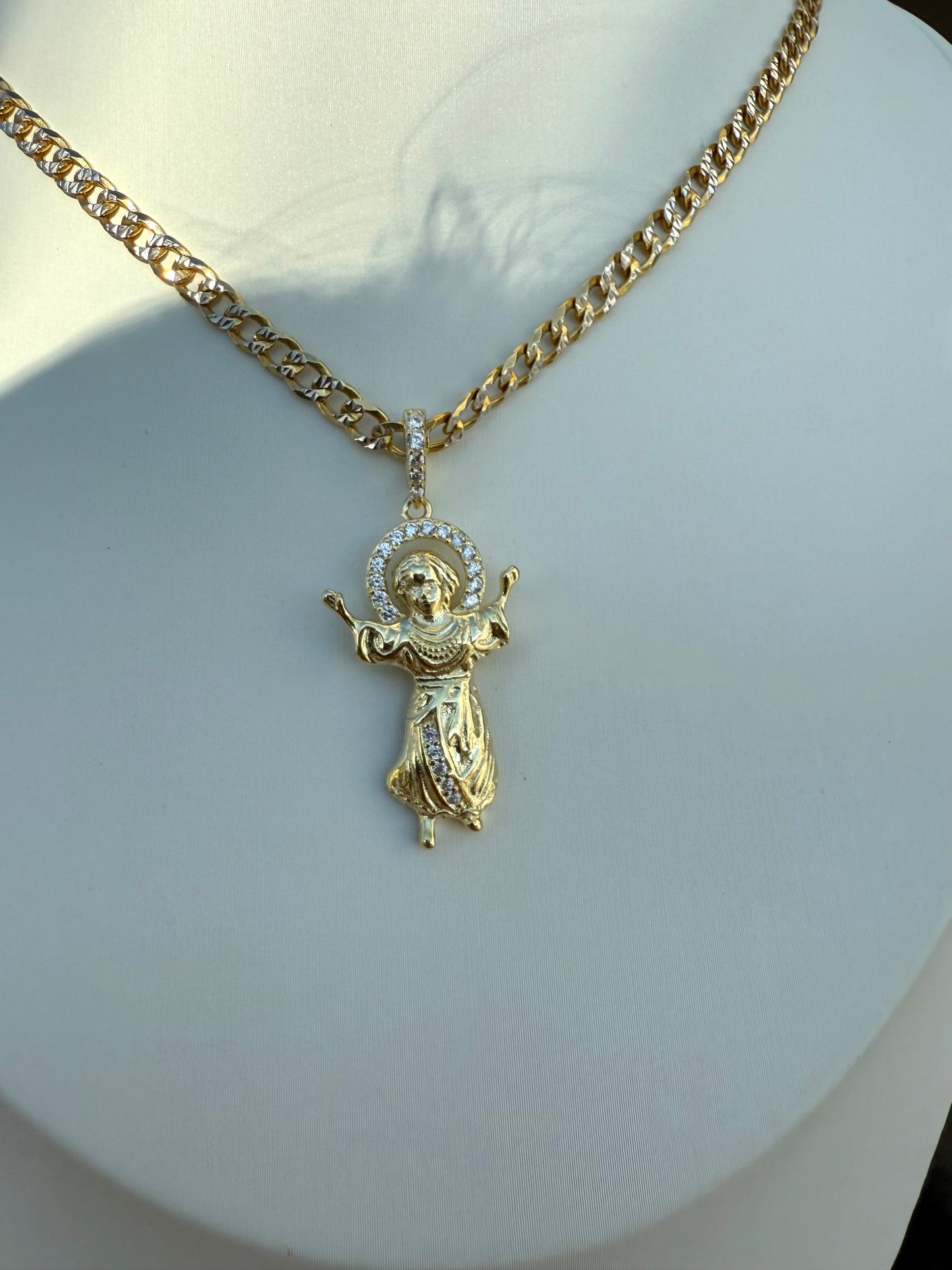 Divino Niño Necklace