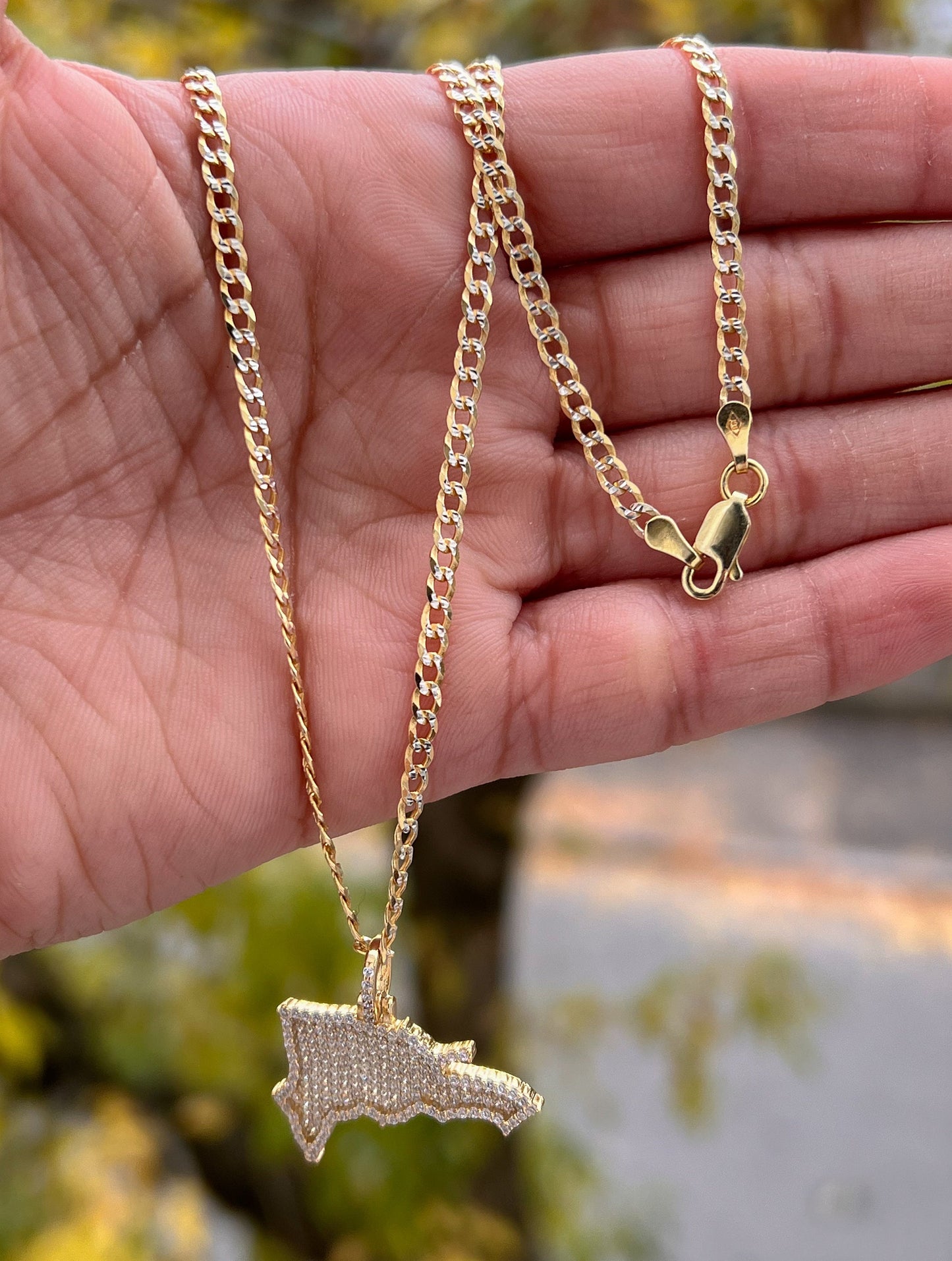 DOMINICAN MAP NECKLACE