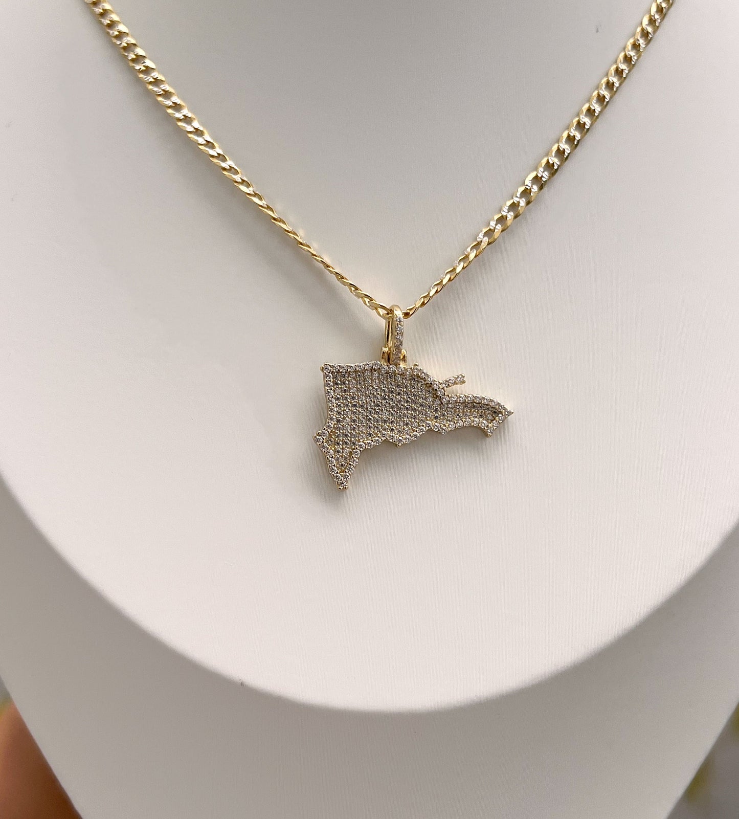 DOMINICAN MAP NECKLACE
