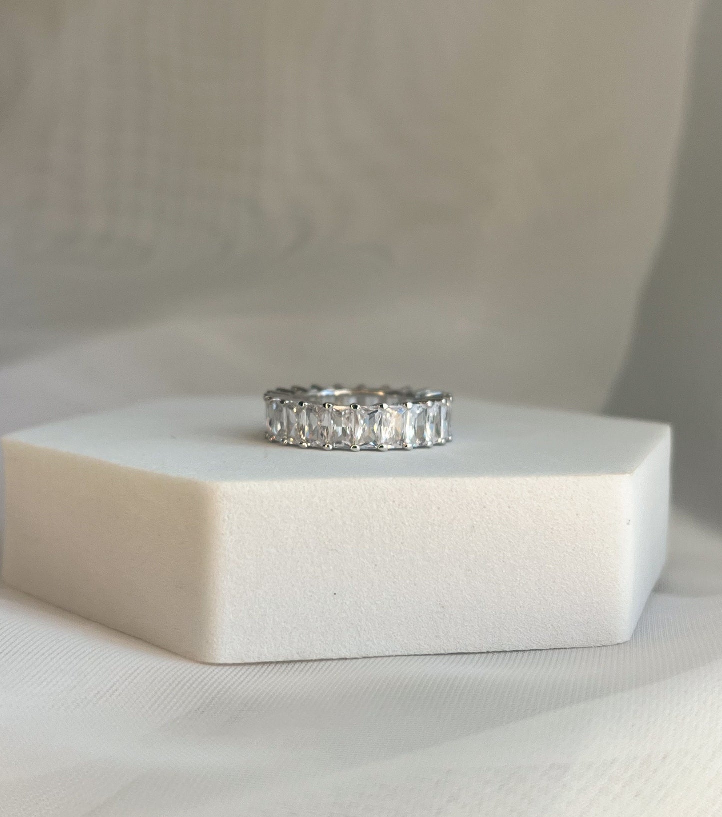 ETERNITY BAGUETTE RING