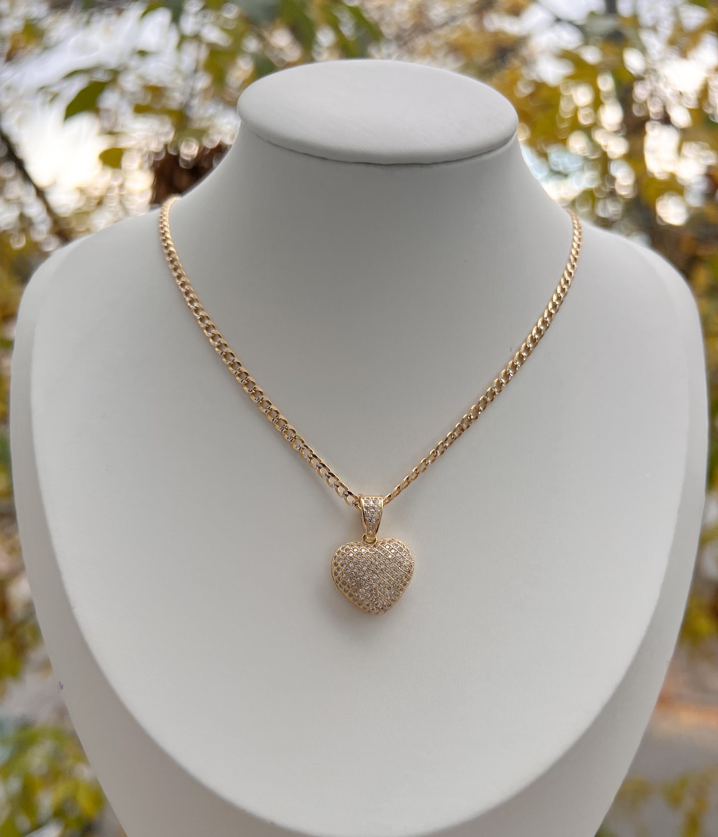 HEART PENDANT NECKLACE